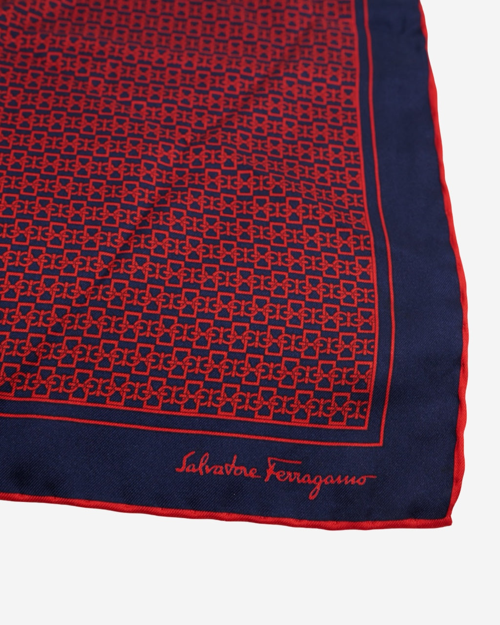 Pañuelo Ferragamo