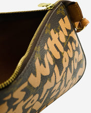 Louis Vuitton x Stephen Sprouse Pochette 2001