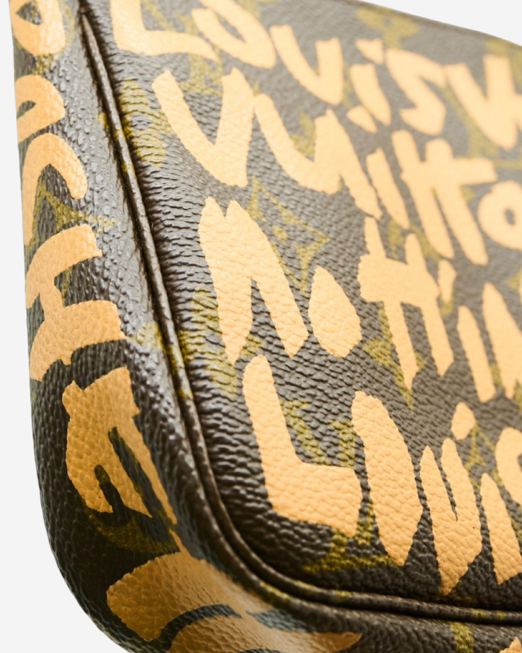 Louis Vuitton x Stephen Sprouse Pochette 2001