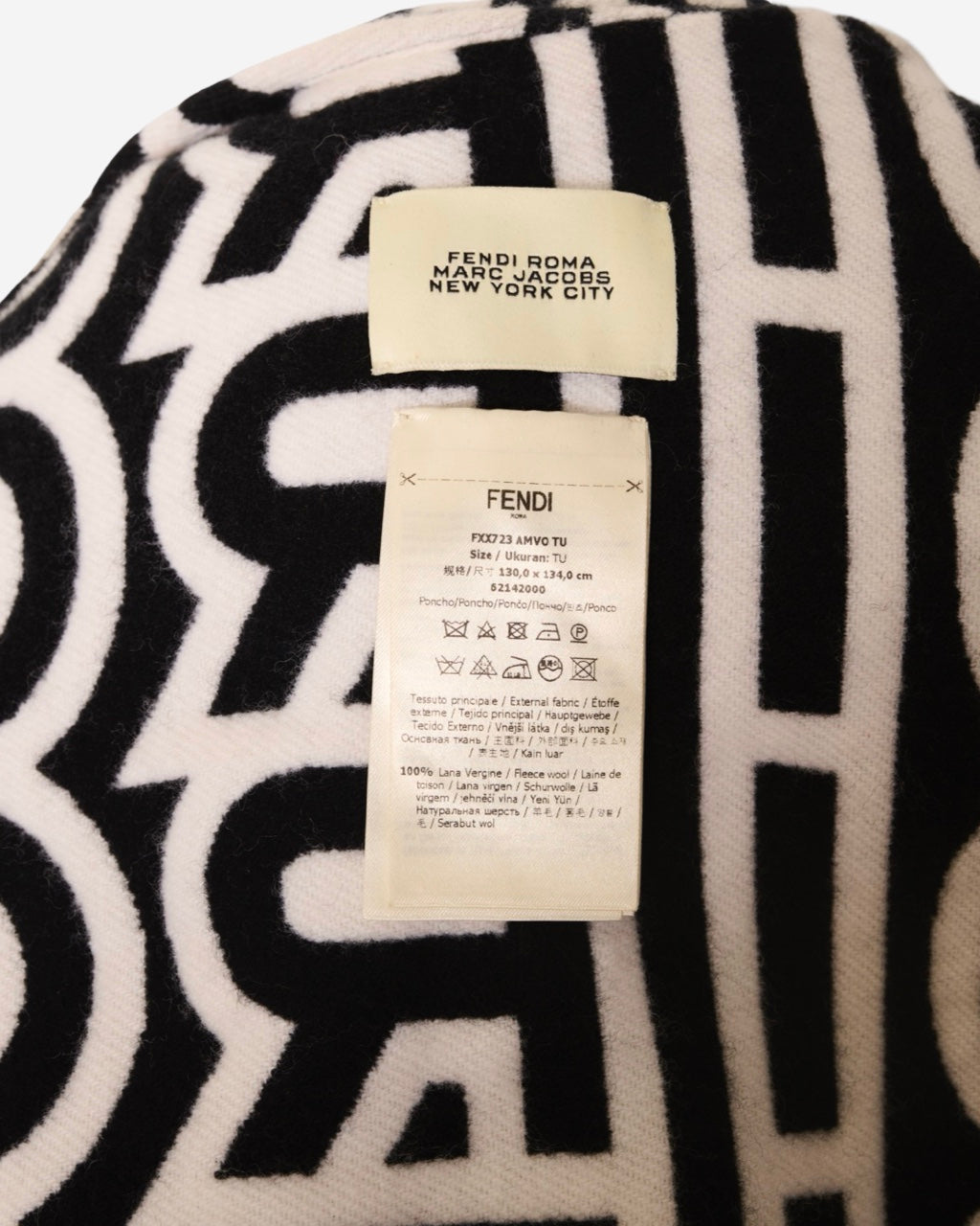 Poncho Fendi x Marc Jacobs OS