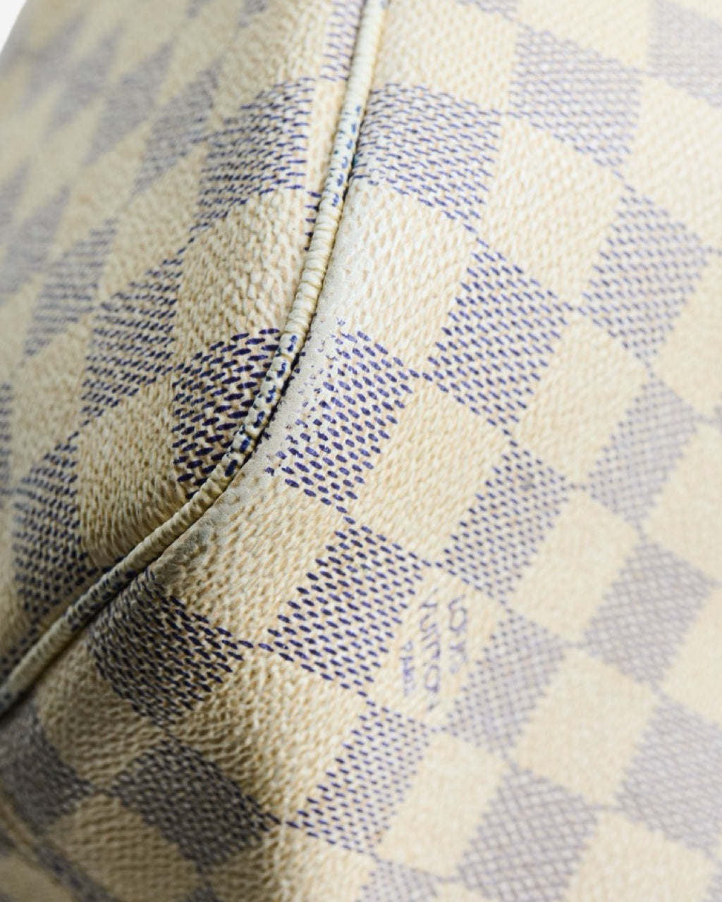 Louis Vuitton Neverfull MM 2013 Bag
