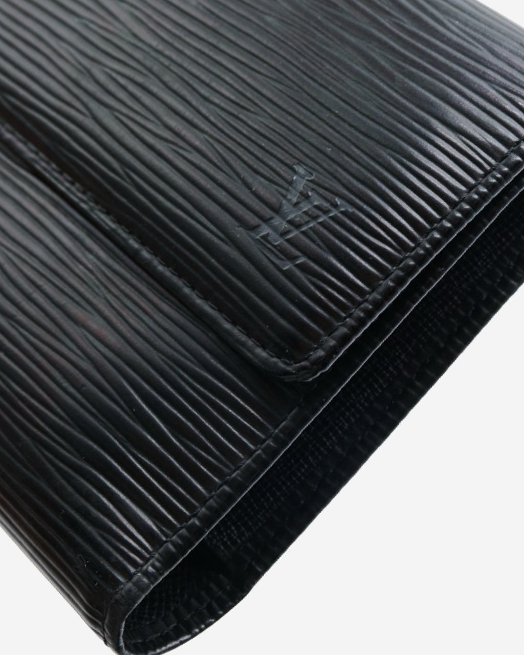 Louis Vuitton Epi Wallet 1999