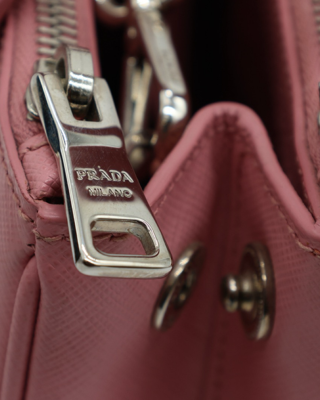 Bolsa Prada Mini Galleria Rhinestones