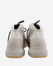 Tenis Yeezy BSKTBL 45