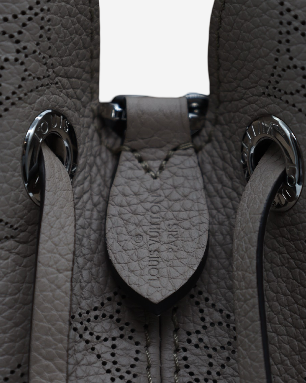 Bolsa Louis Vuitton Bella Mahina