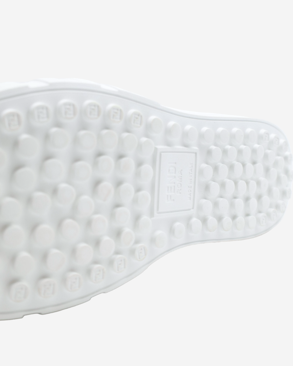 Tenis Fendi High Top 40