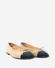 Chanel Two-Tone Flats 38