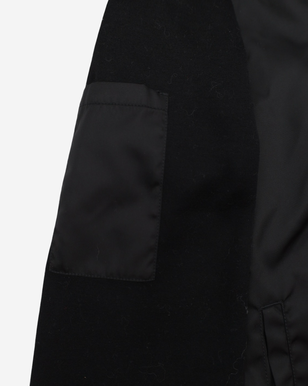 Chamarra Prada Re-Nylon