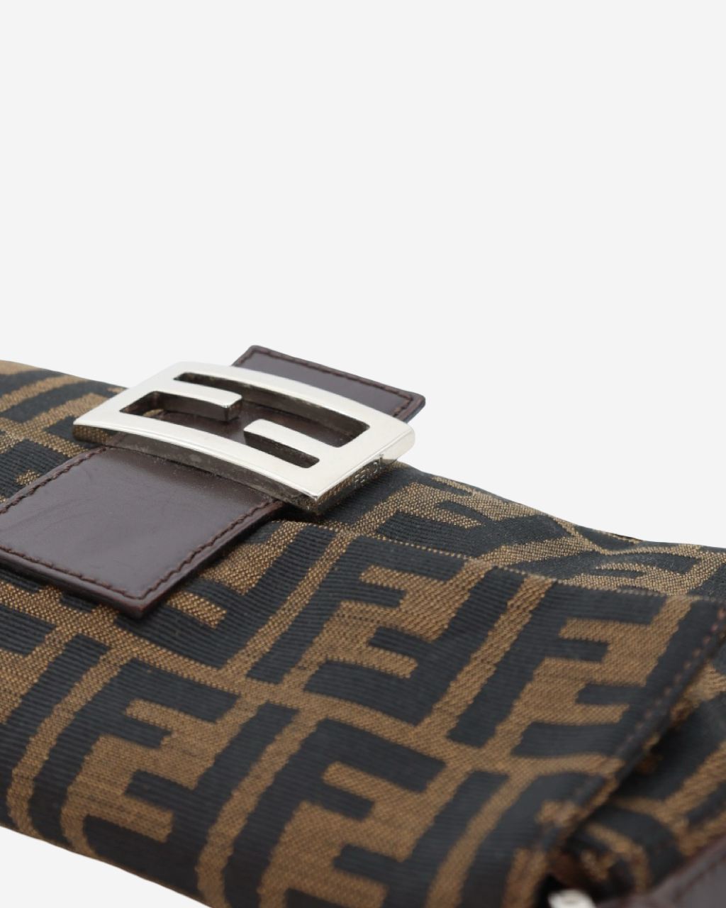 Bolsa Fendi Baguette Zucca